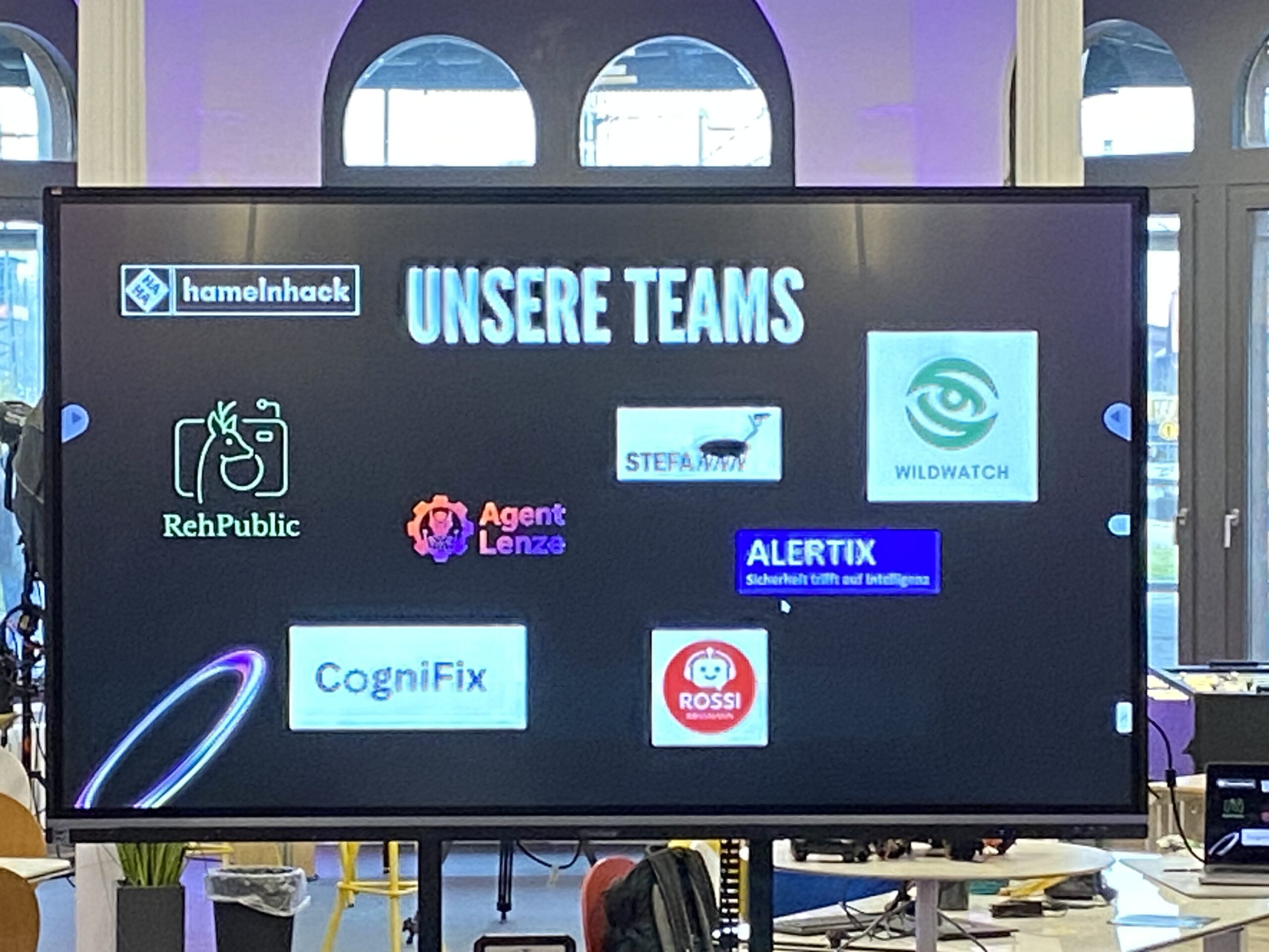 20251109_121158546_iOS